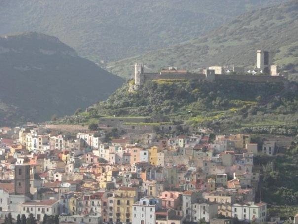 Corte Fiorita Albergo Diffuso Bosa Dış mekan fotoğraf